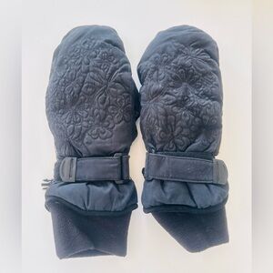 Quilted Black Winter Mittens - Floral Stitch Detailing